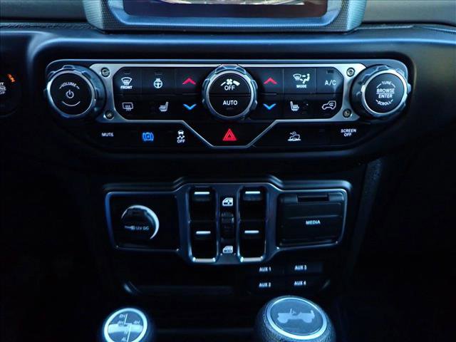 Used 2023 Jeep Wrangler Unlimited w/ Cold Weather Group image 16