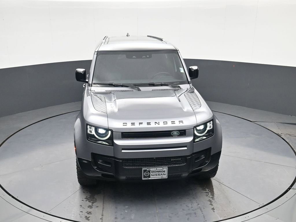 Used 2022 Land Rover Defender 110 X-Dynamic SE image 28