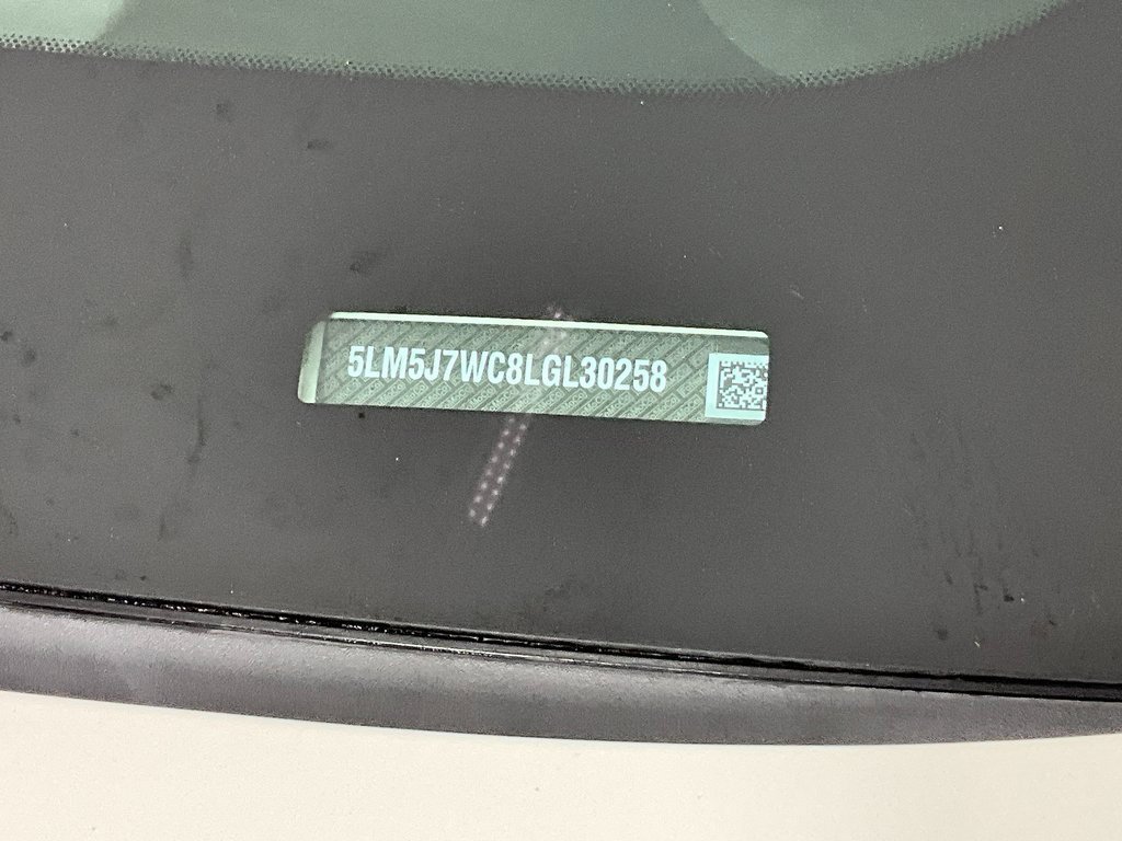 Certified 2020 Lincoln Aviator Reserve image 31