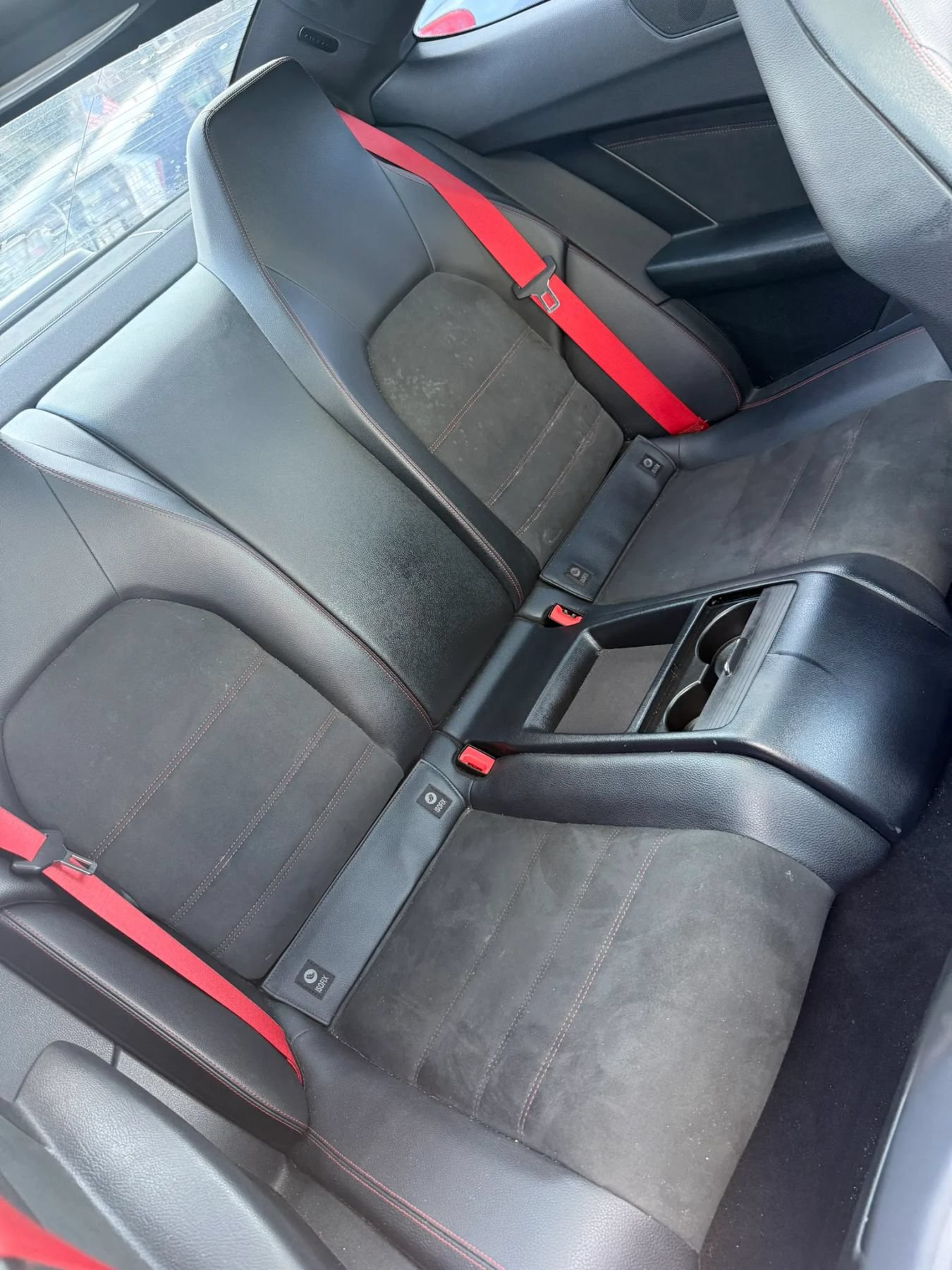 Used 2013 Mercedes-Benz C 250 Coupe image 20