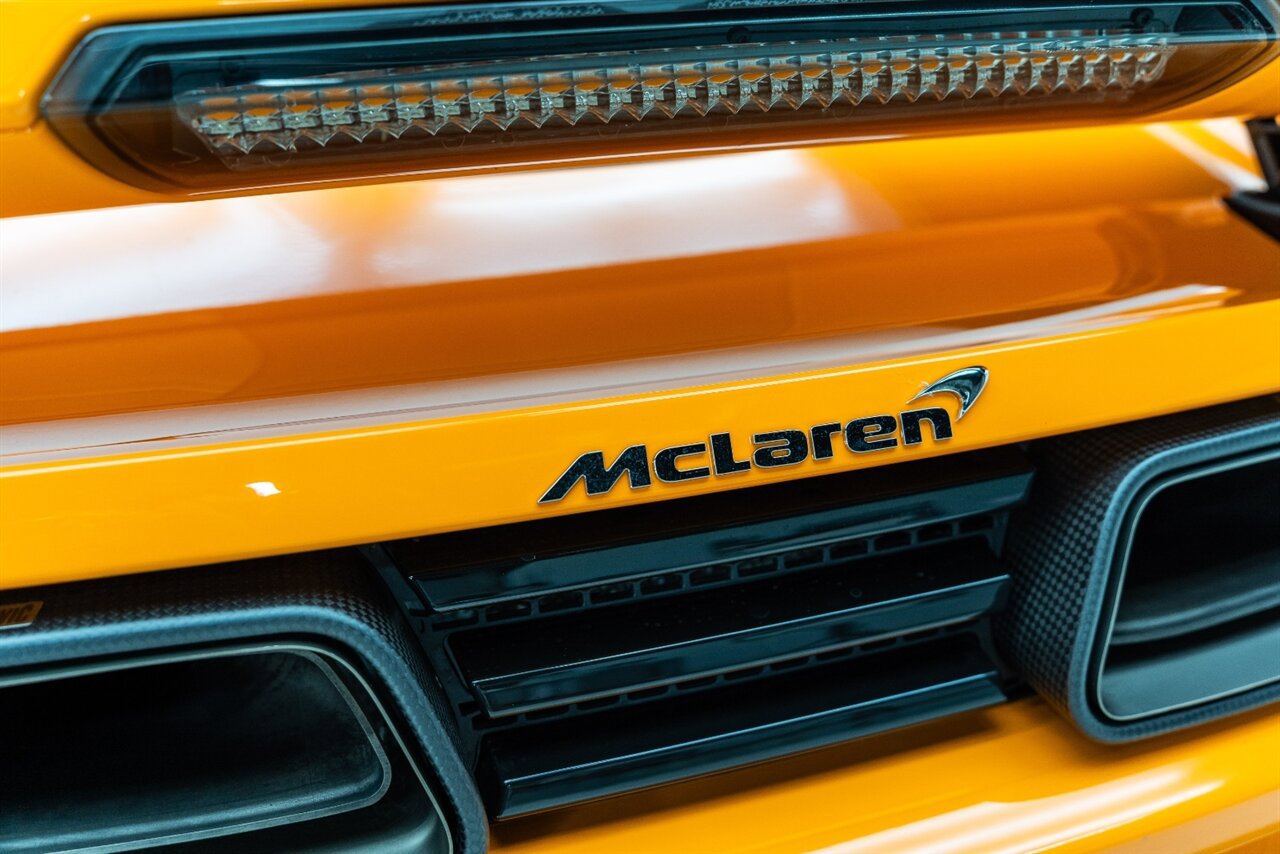 Used 2014 McLaren MP4-12C Spider RWD image 95