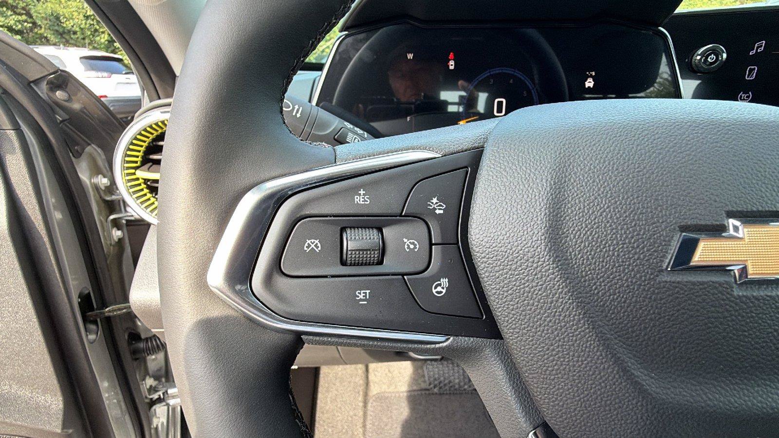New 2026 Chevrolet Trax LT w/ Driver Confidence Package FWD image 21