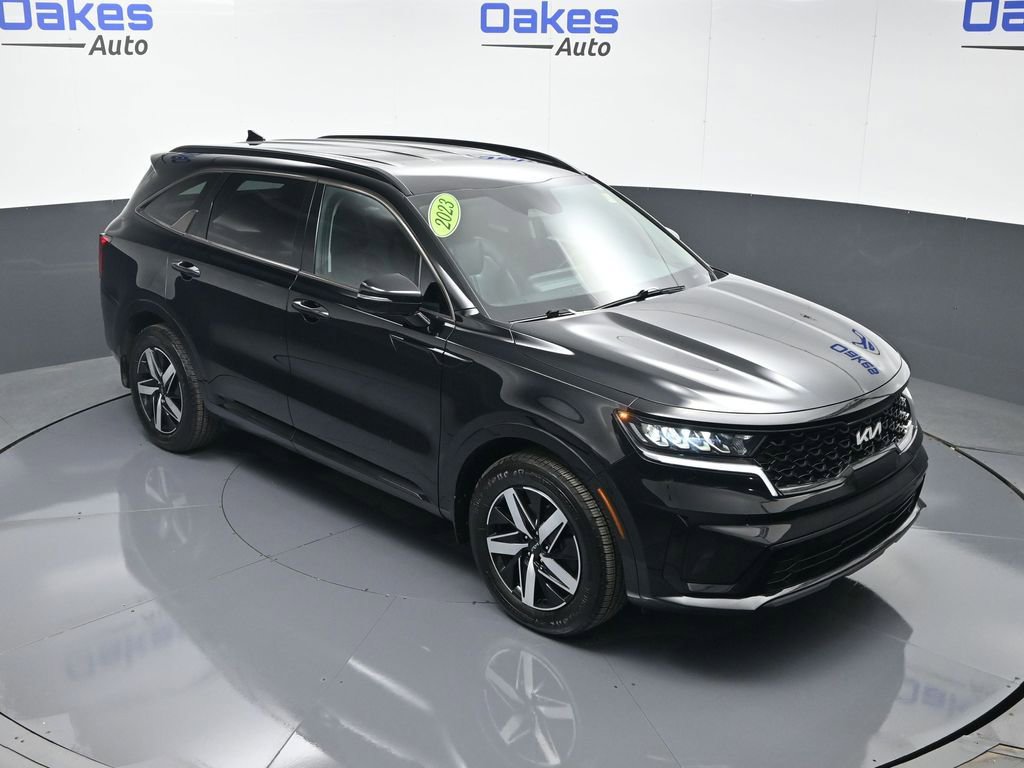 Certified 2023 Kia Sorento S image 47