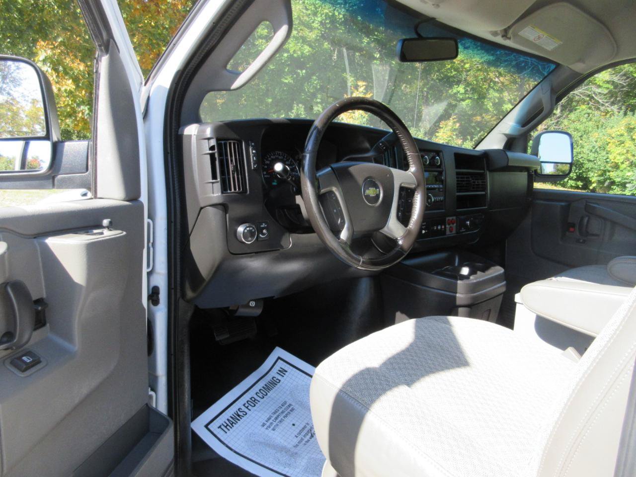 Used 2017 Chevrolet Express 2500 RWD image 27