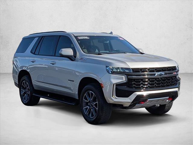 Used 2022 Chevrolet Tahoe Z71 w/ Luxury Package AWD/4WD image 3