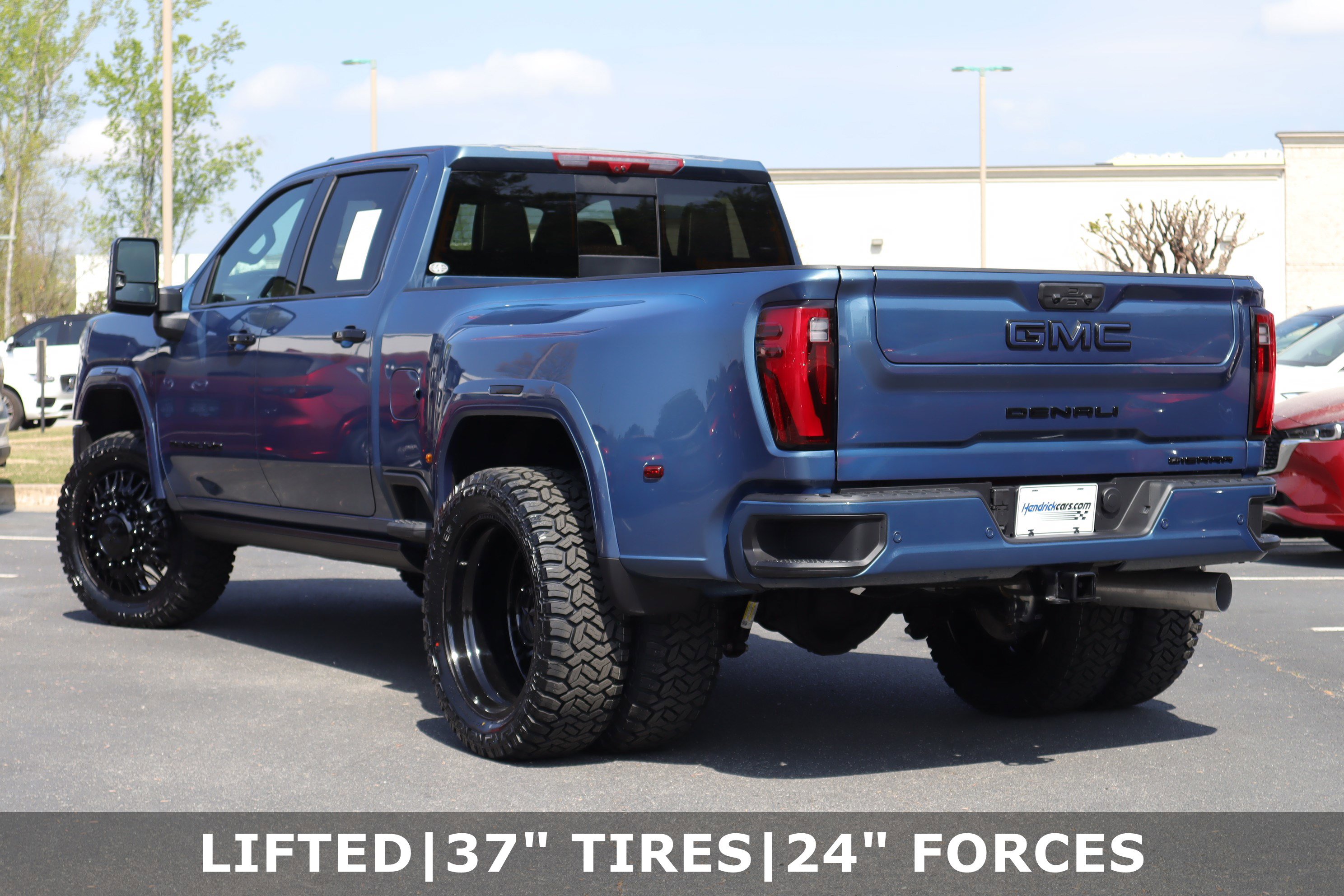 Used 2026 GMC Sierra 3500 Denali Ultimate image 5