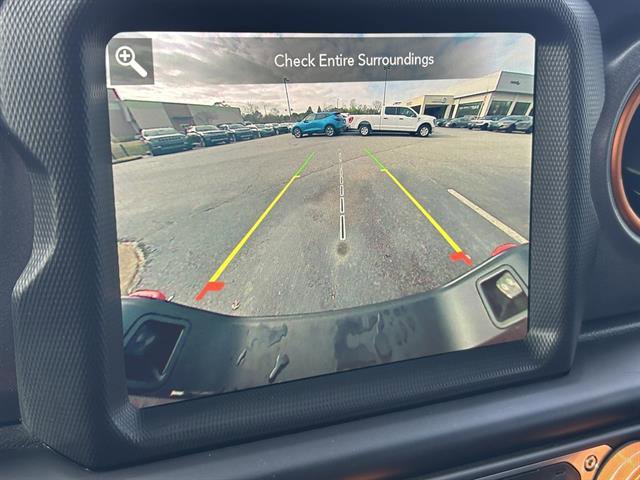 Used 2022 Jeep Gladiator Mojave w/ Trailer Tow Package image 16