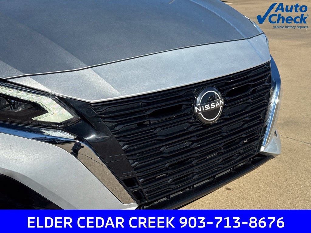 Used 2023 Nissan Altima 2.5 SV FWD image 12