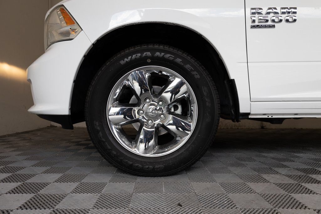 Used 2019 RAM 1500 Express w/ Express Value Package RWD image 9