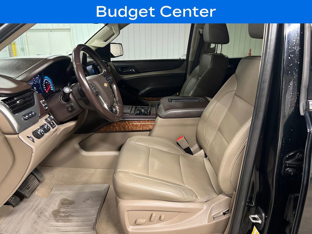Used 2019 Chevrolet Suburban Premier AWD/4WD image 12