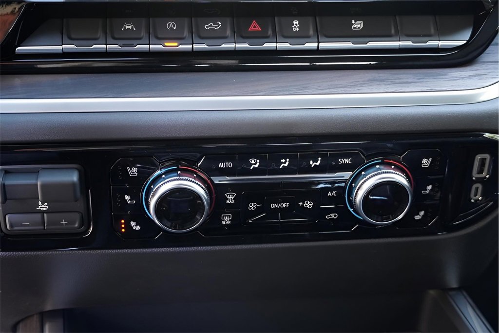 New 2026 GMC Sierra 1500 SLT image 12