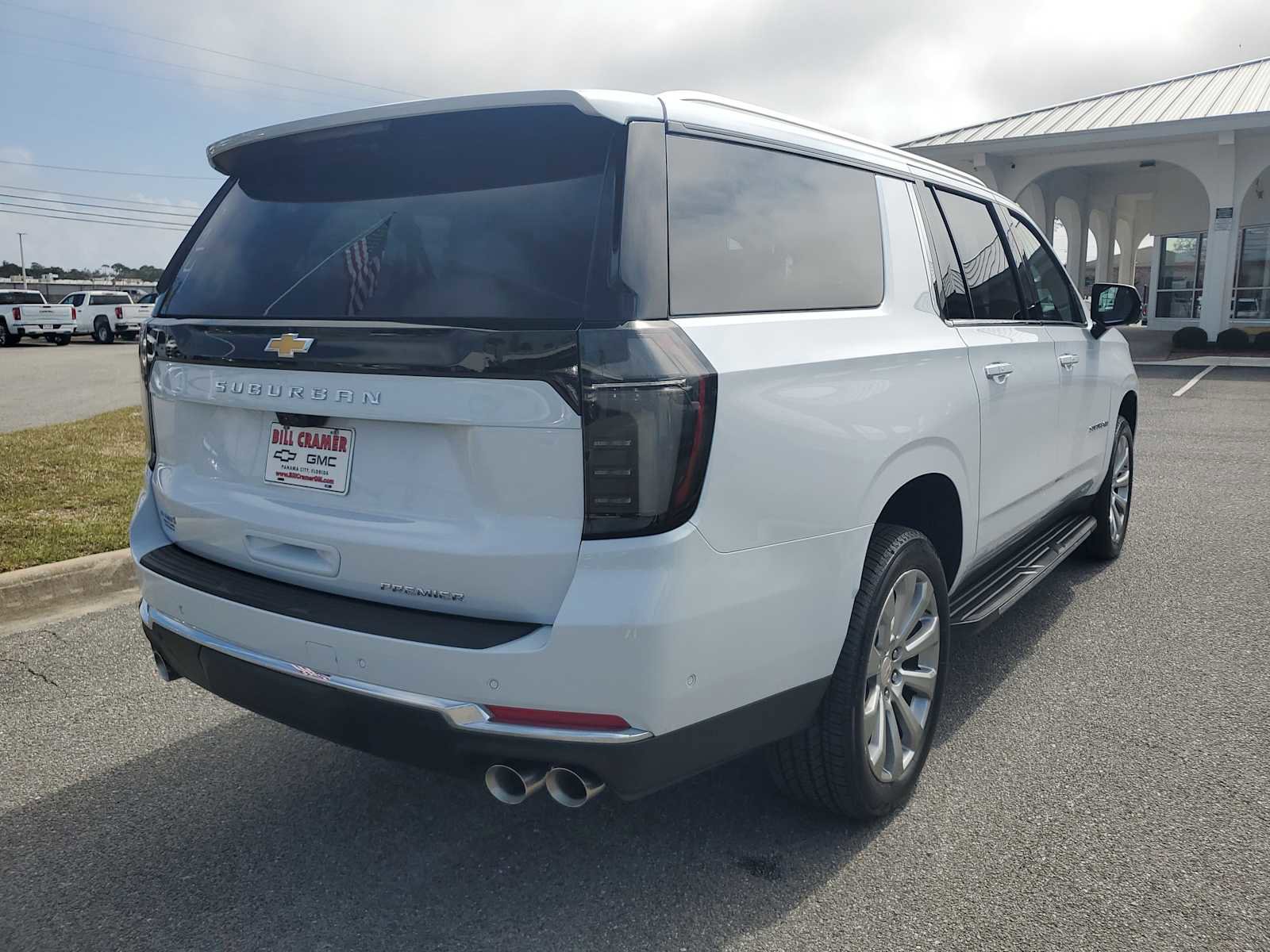 New 2026 Chevrolet Suburban Premier AWD/4WD image 6