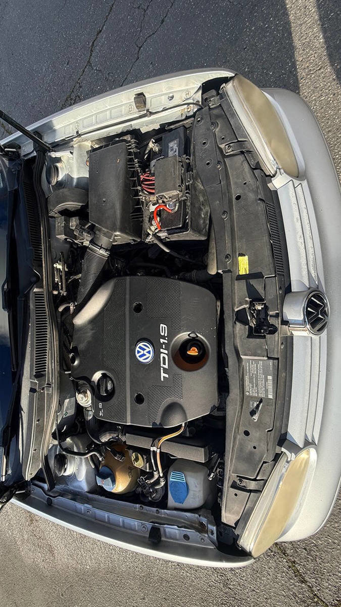 Used 2001 Volkswagen Golf GLS image 4