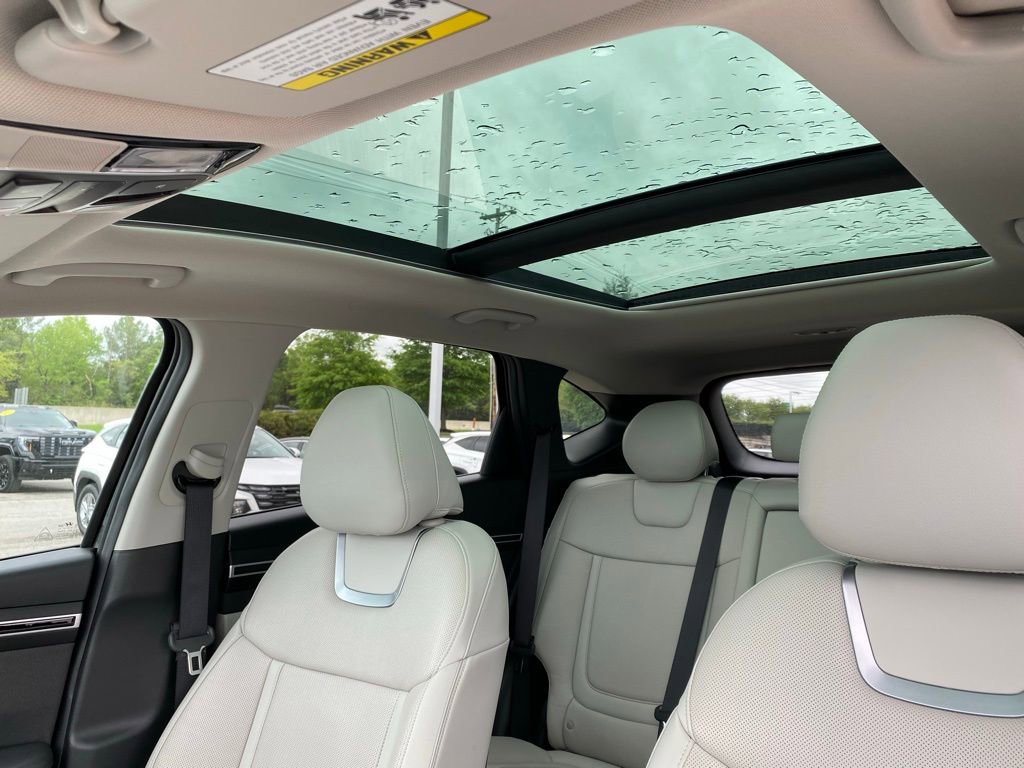 Used 2024 Hyundai Tucson Limited image 25