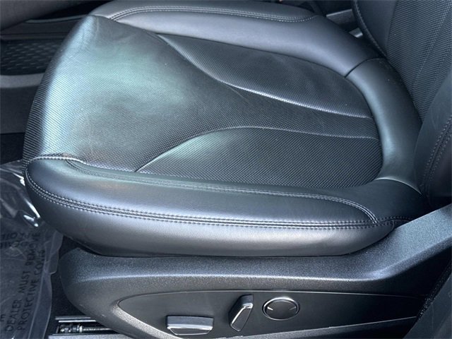 Used 2022 Lincoln Nautilus Reserve image 10