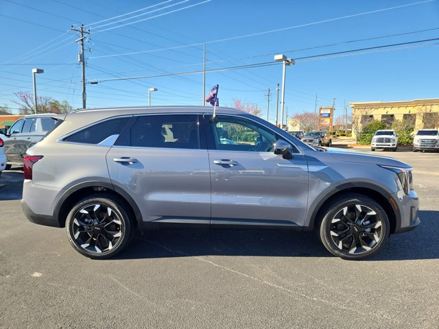New 2025 Kia Sorento EX w/ Panoramic Sunroof Package image 5