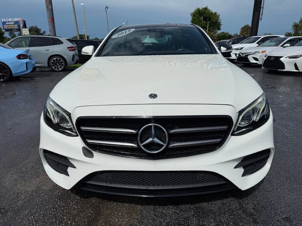 Used 2019 Mercedes-Benz E 300 image 2