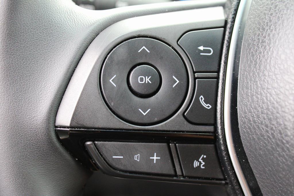 Used 2024 Toyota Venza XLE AWD/4WD image 13