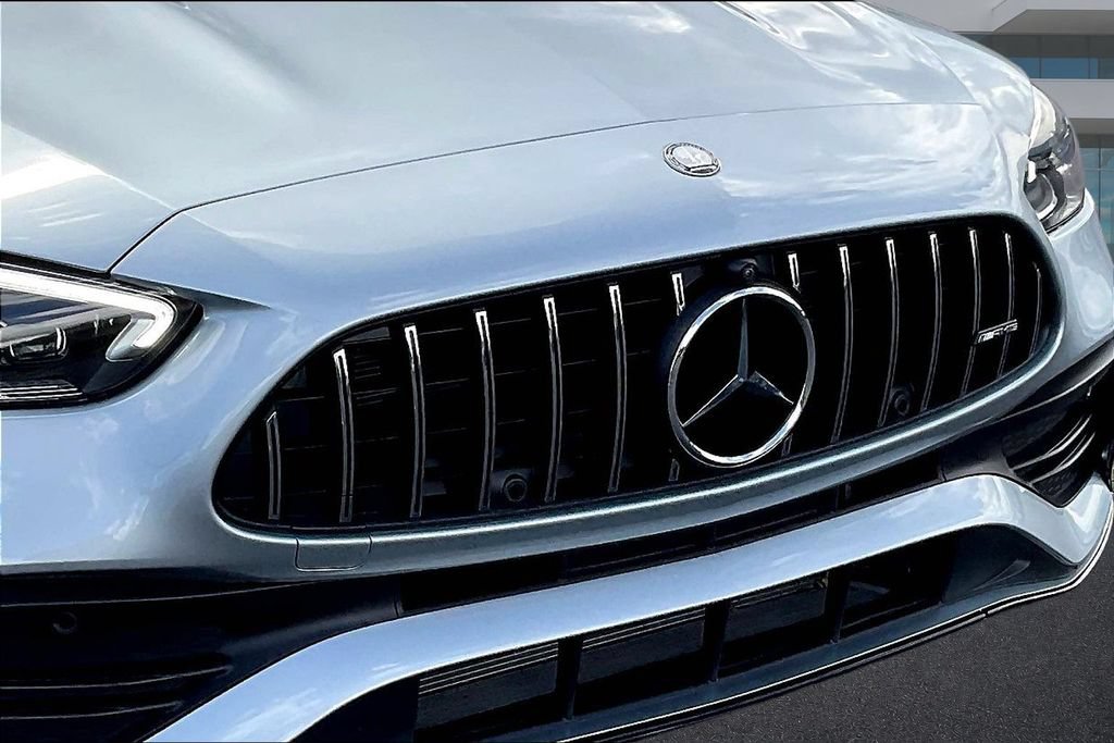 Used 2024 Mercedes-Benz C 43 AMG 4MATIC Sedan image 32
