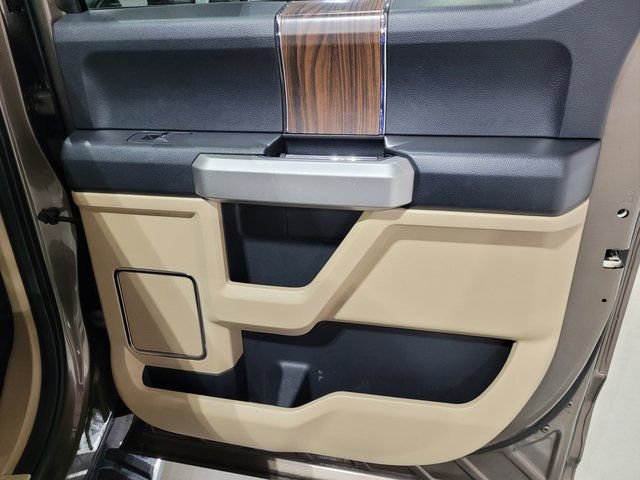 Used 2015 Ford F150 Lariat w/ Max Trailer Tow Package image 57