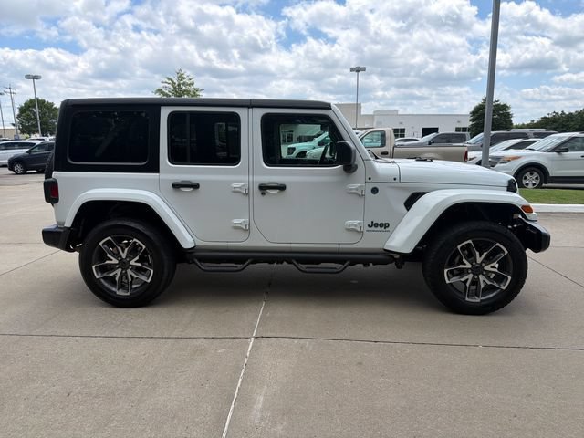 Used 2024 Jeep Wrangler Unlimited AWD/4WD image 6