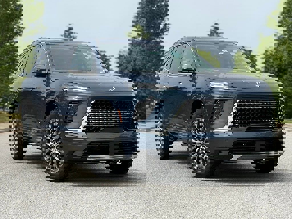 New 2026 Buick Enclave Avenir image 2