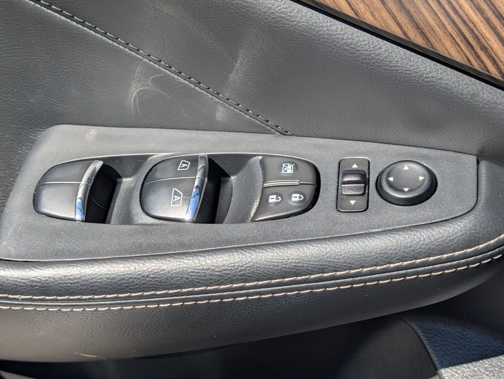 Used 2018 Nissan Maxima Platinum image 23