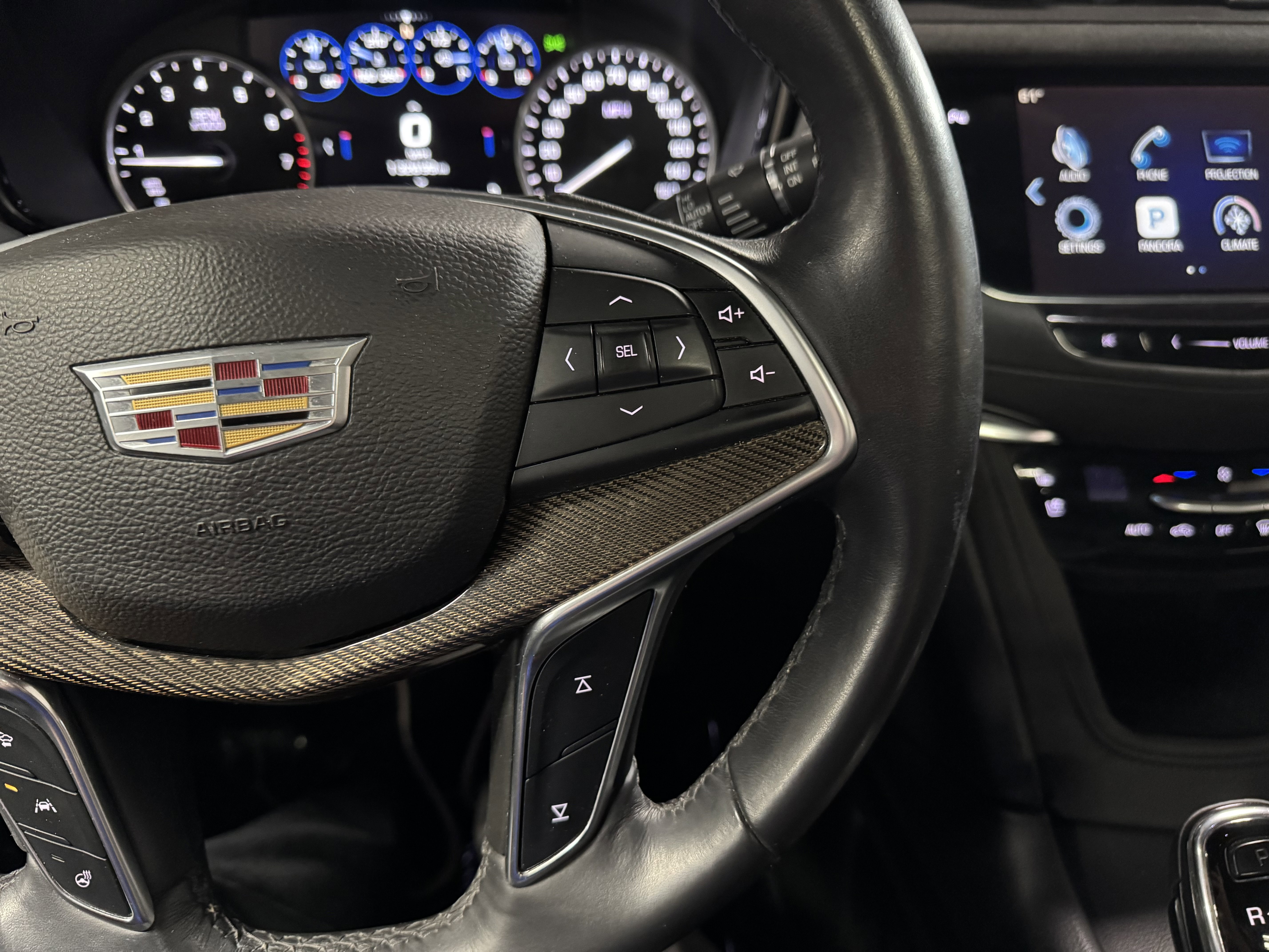 Used 2017 Cadillac XT5 Platinum image 21