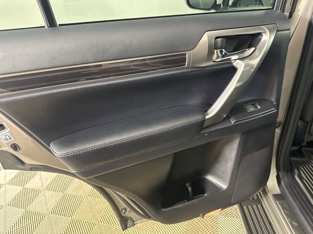 Used 2023 Lexus GX 460 Premium w/ Premium Package AWD/4WD image 18