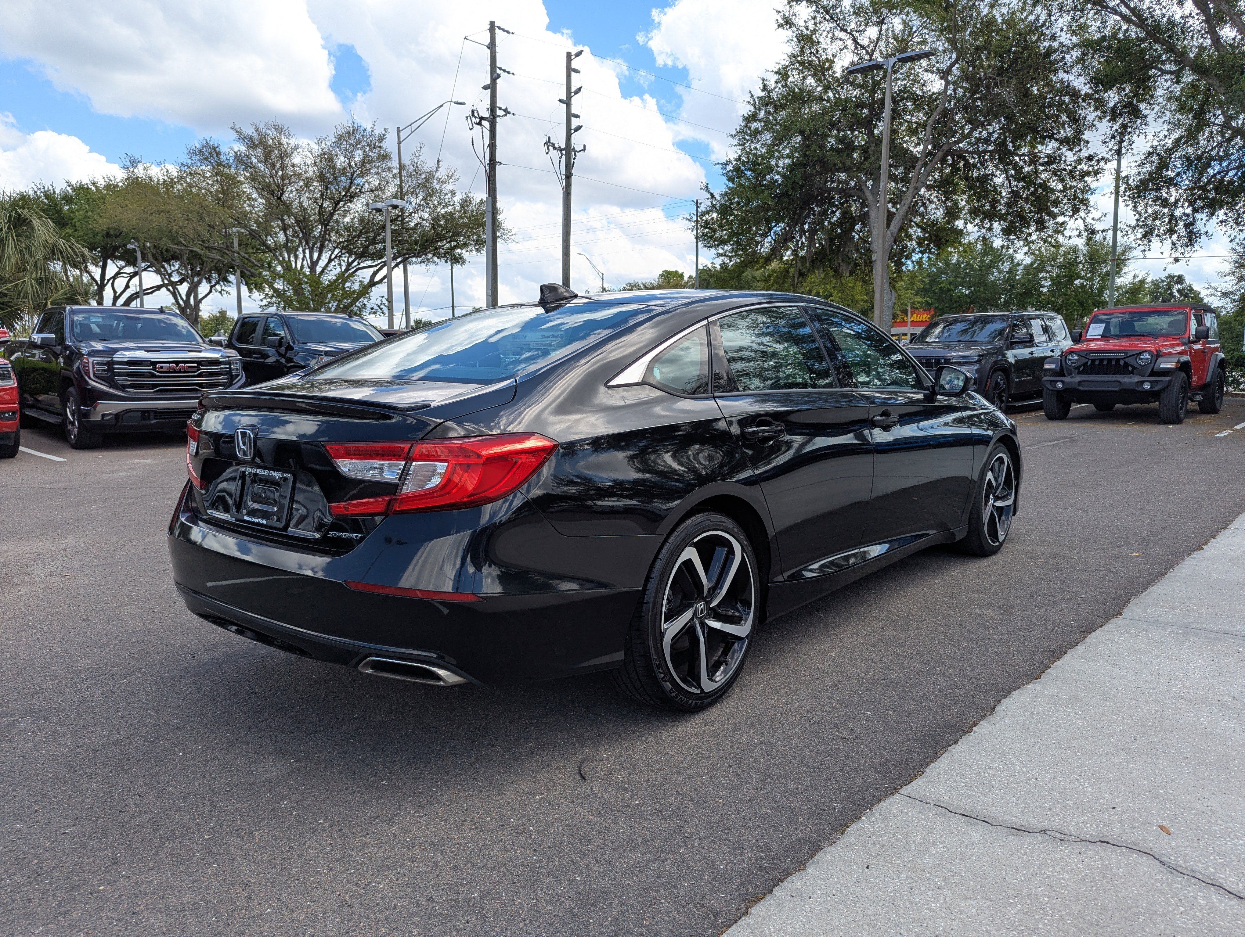 Used 2019 Honda Accord Sport image 8