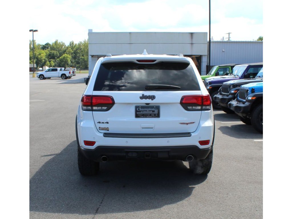 Used 2019 Jeep Grand Cherokee Trailhawk AWD/4WD image 5