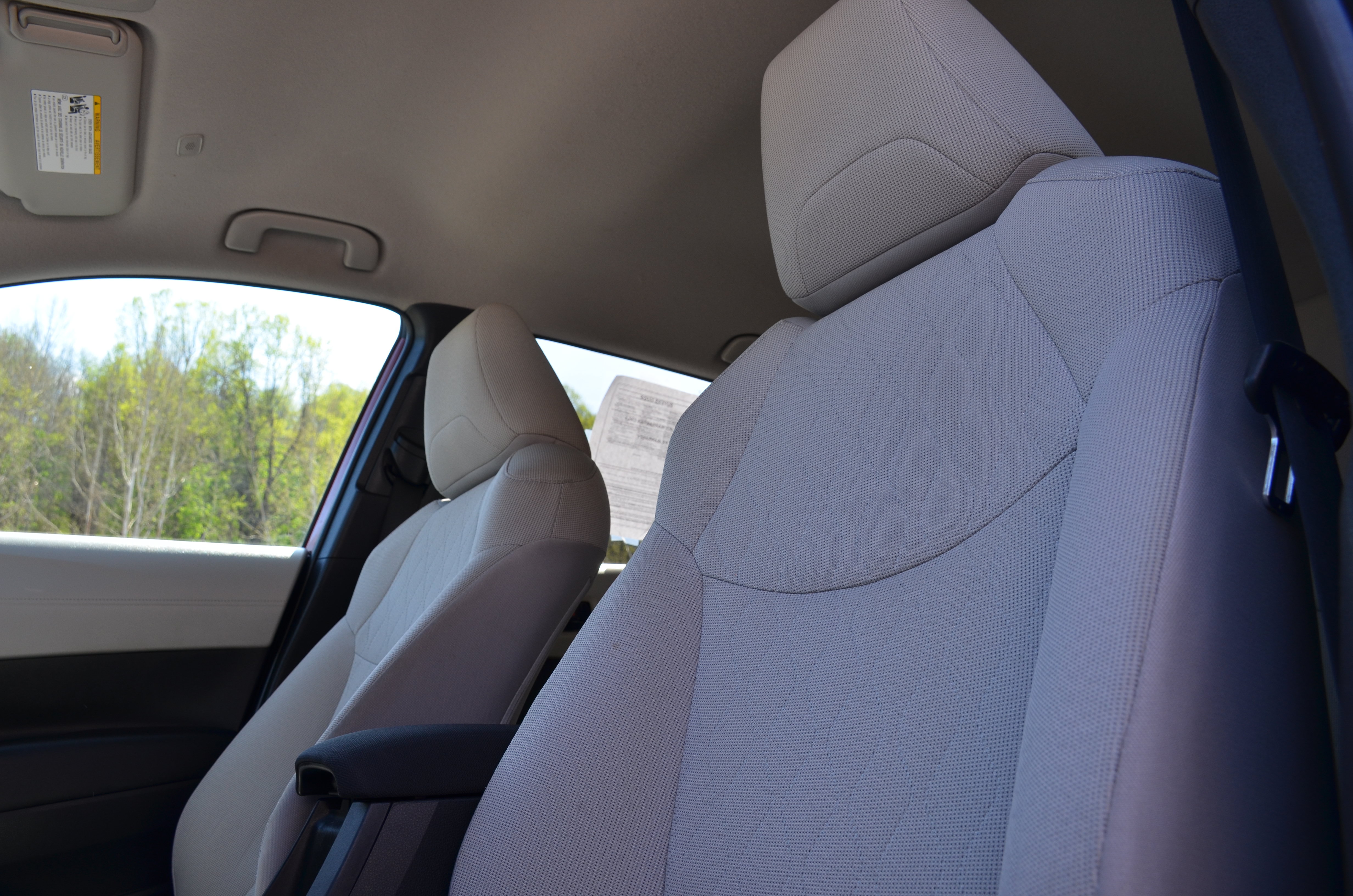 Used 2024 Toyota Corolla Cross LE AWD/4WD image 18