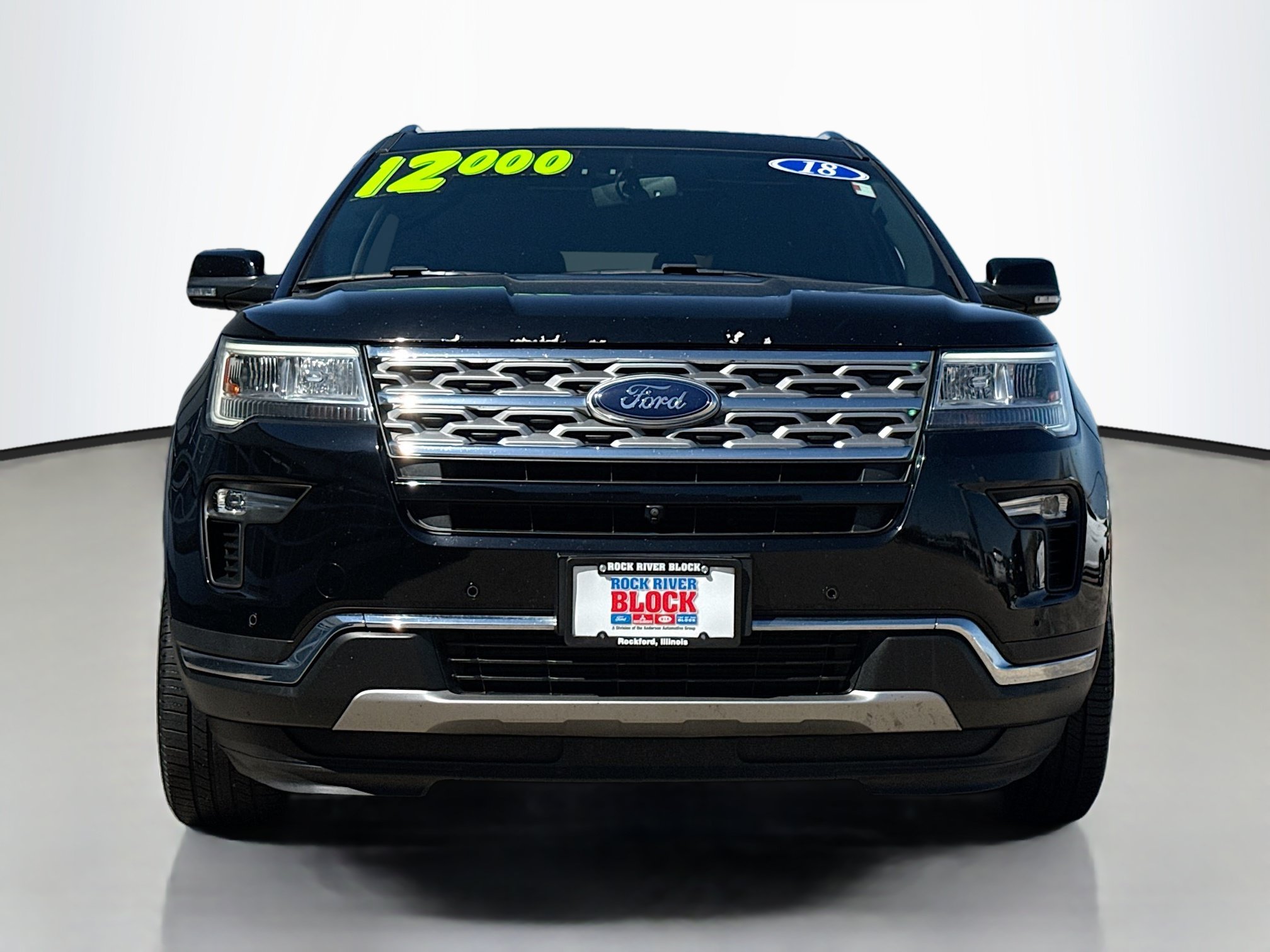 Used 2018 Ford Explorer Limited AWD/4WD image 17