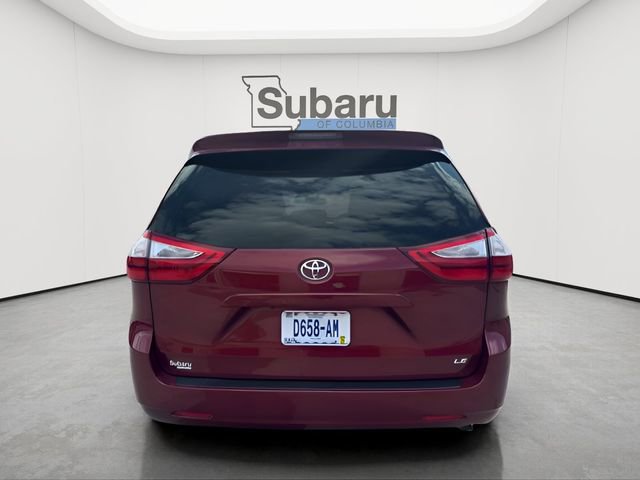 Used 2017 Toyota Sienna LE FWD image 6