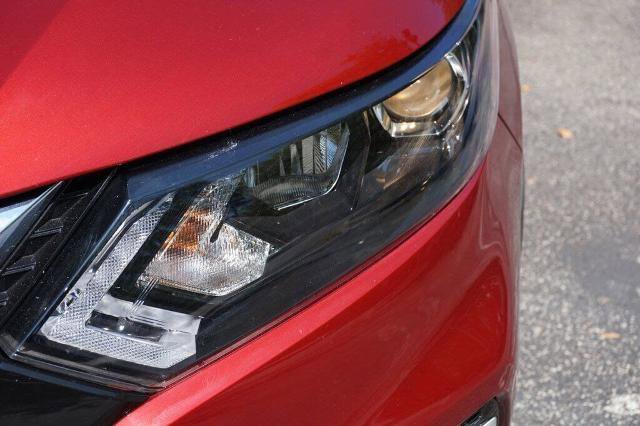 Certified 2022 Nissan Rogue Sport SL image 11