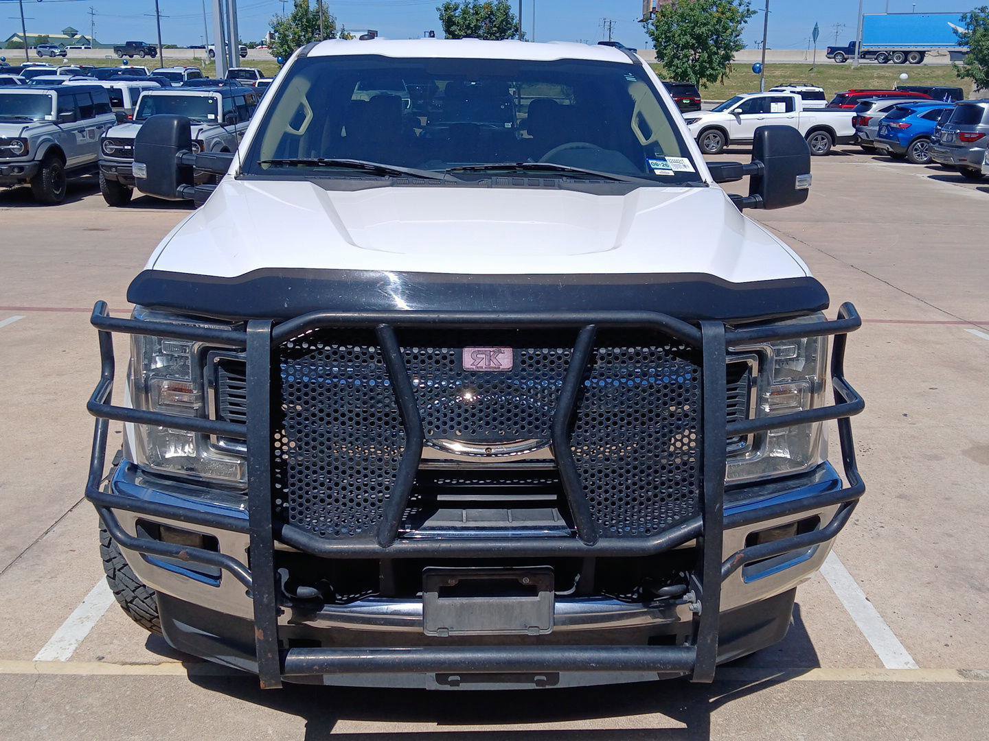 Used 2019 Ford F350 XLT w/ XLT Value Package AWD/4WD image 4