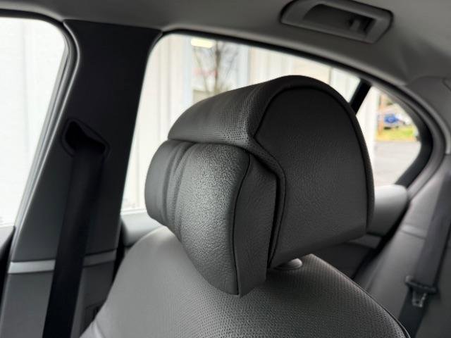 Used 2005 BMW 745i image 35