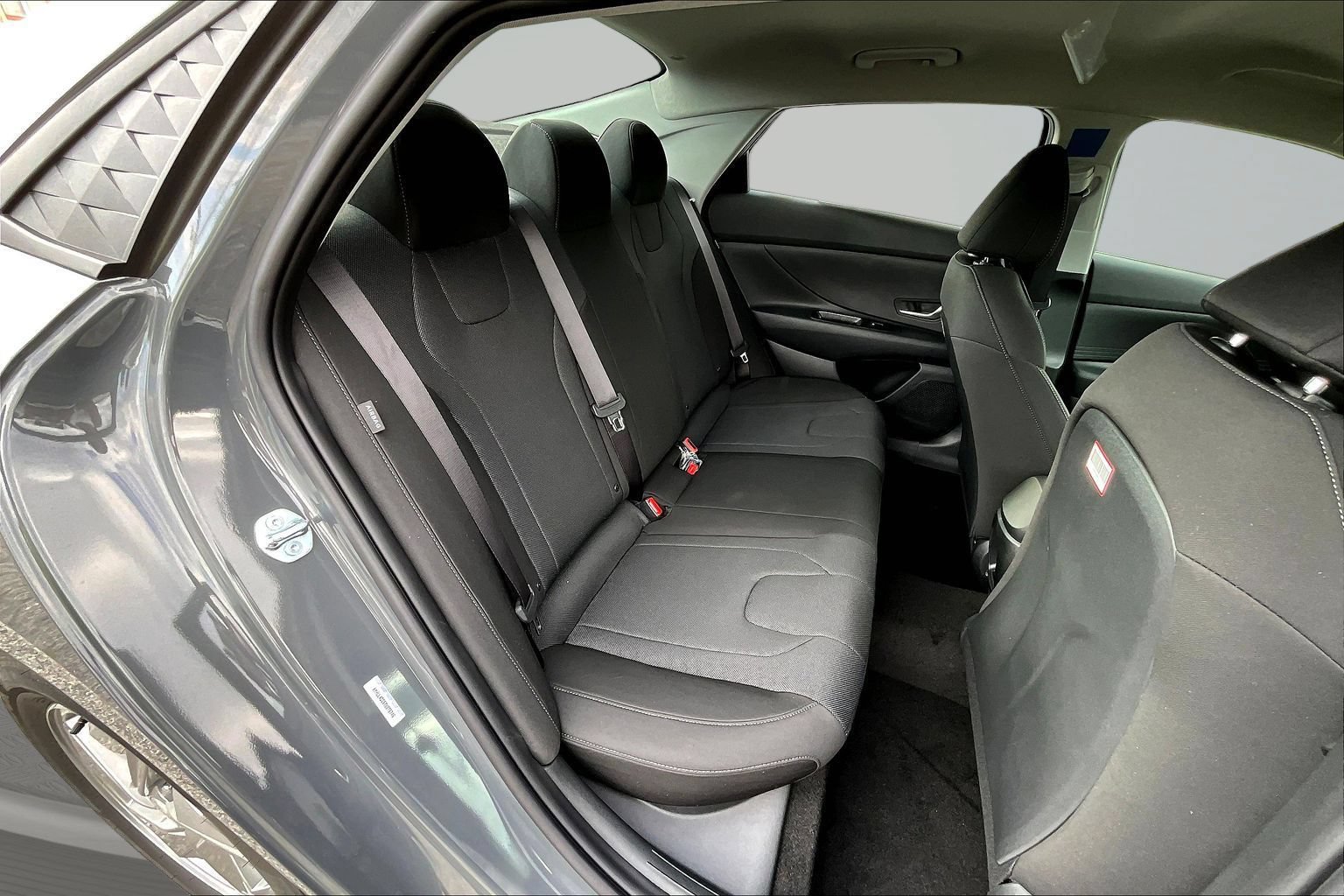 New 2026 Hyundai Elantra SE FWD image 8