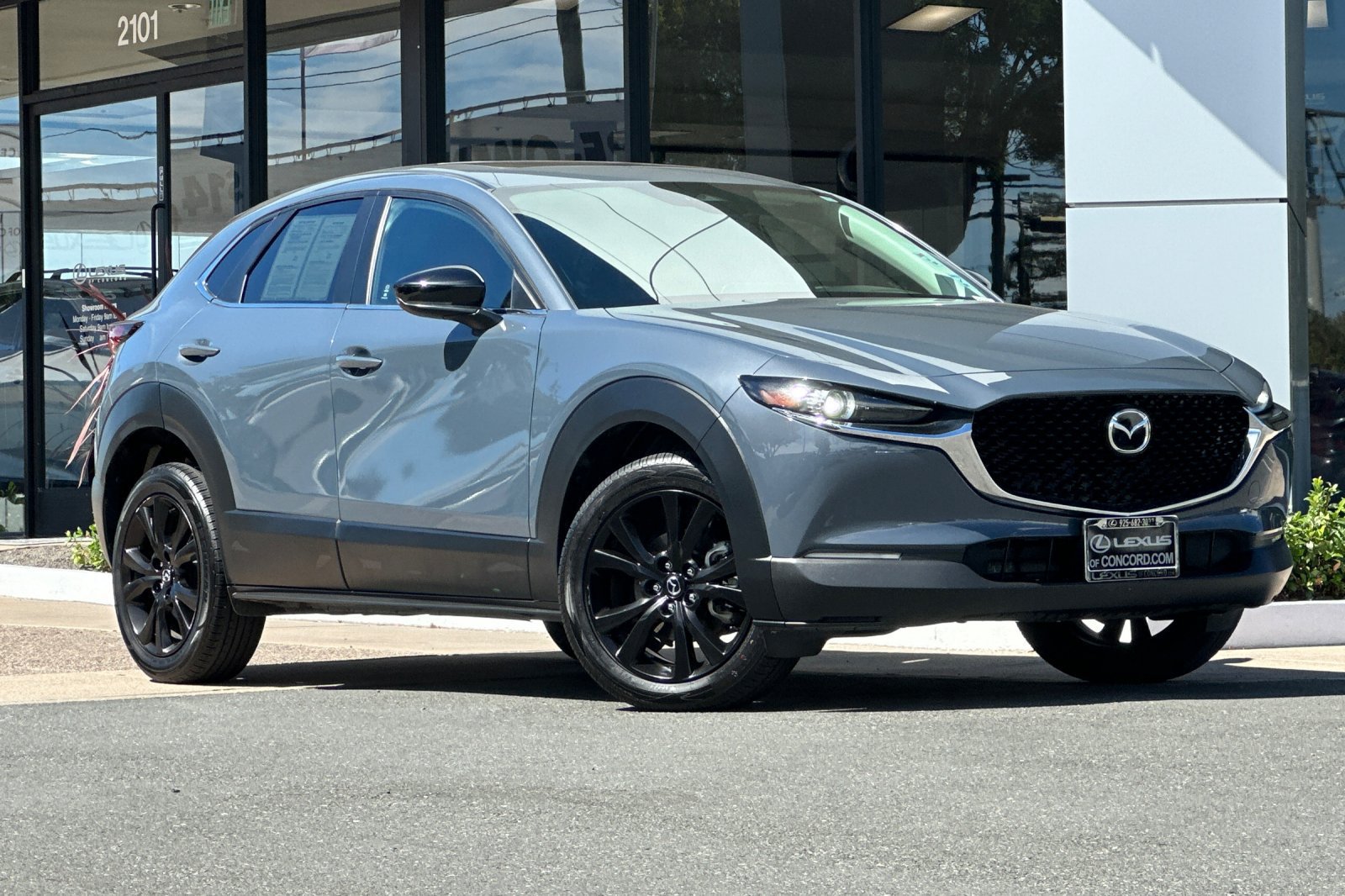 Used 2024 MAZDA CX-30 AWD 2.5 S w/ Preferred Package image 2