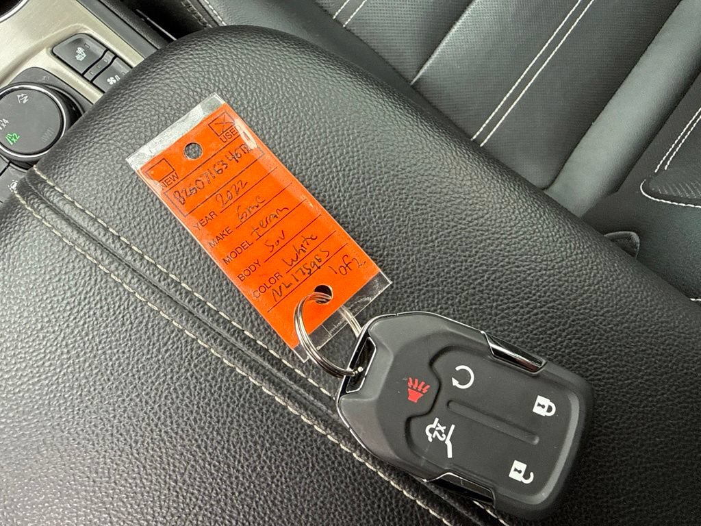Used 2022 GMC Terrain Denali w/ Denali Premium Package AWD/4WD image 38