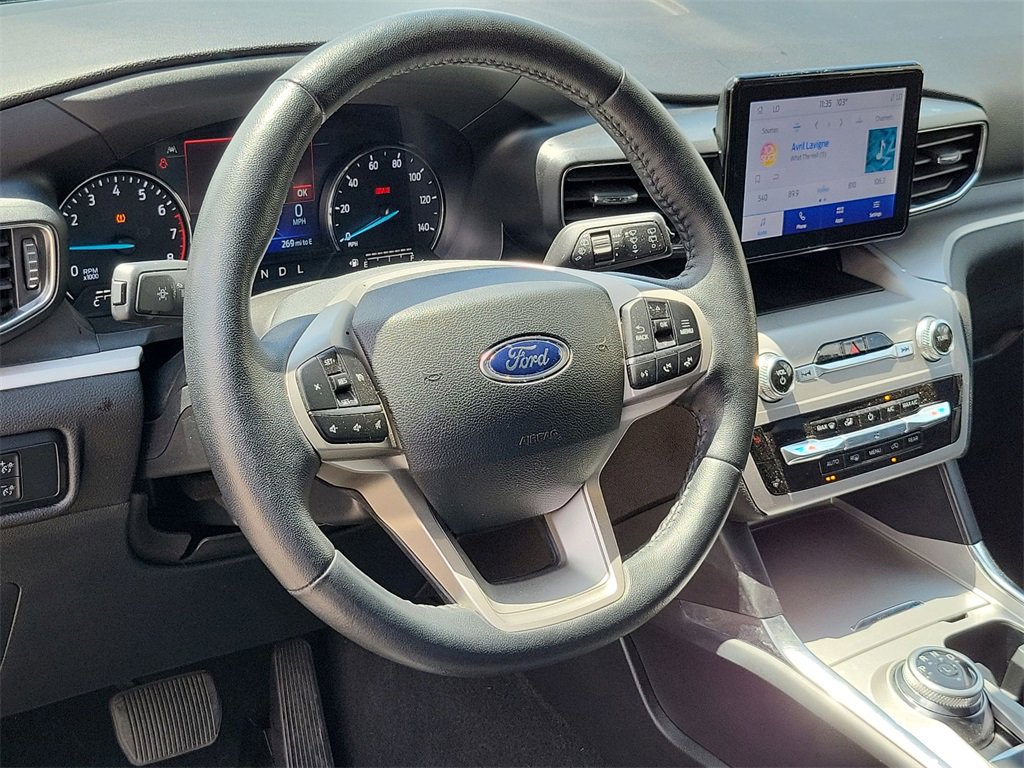 Used 2024 Ford Explorer XLT w/ Equipment Group 202A image 11