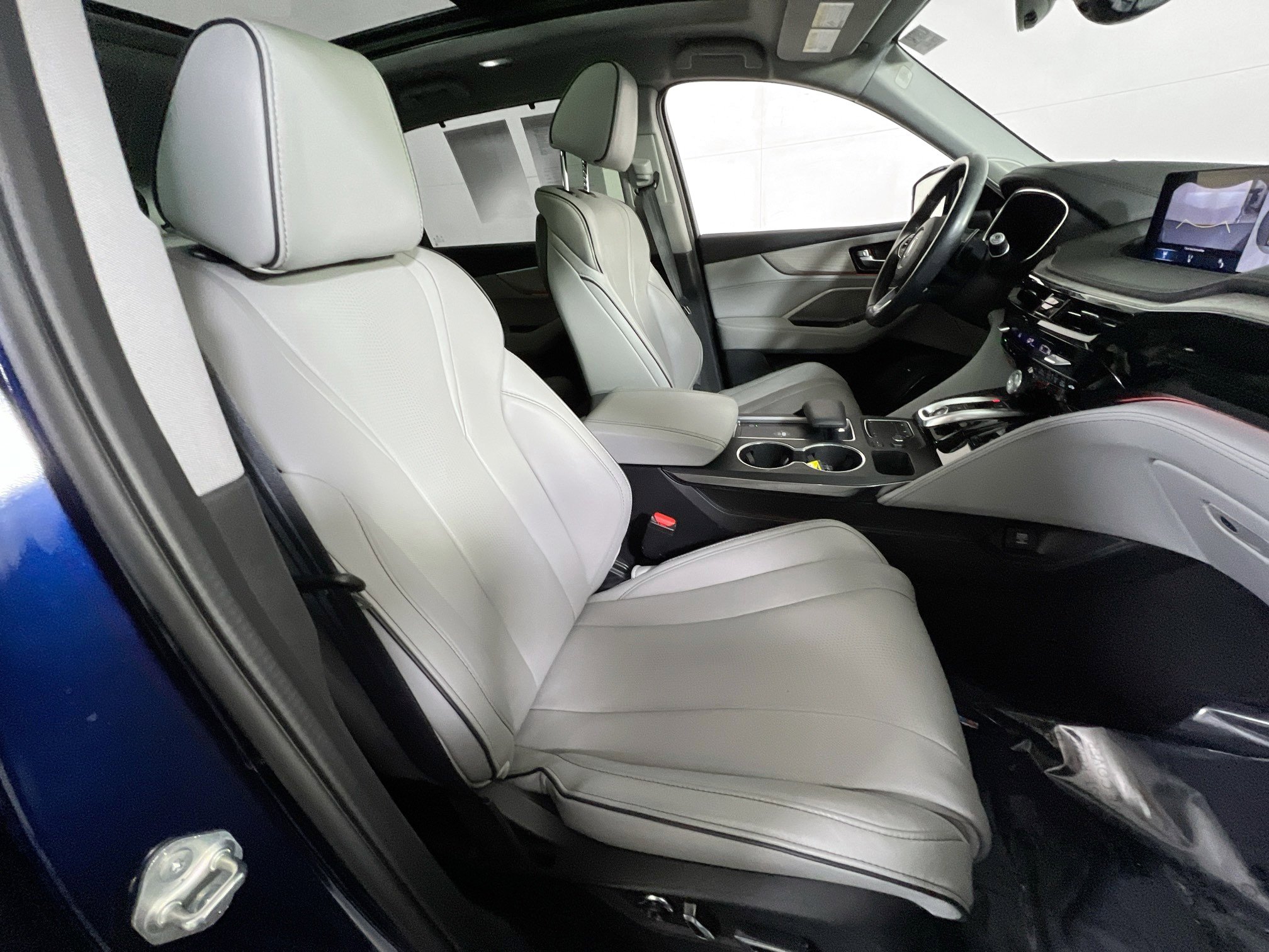 Used 2022 Acura MDX SH-AWD w/ Advance Package image 31