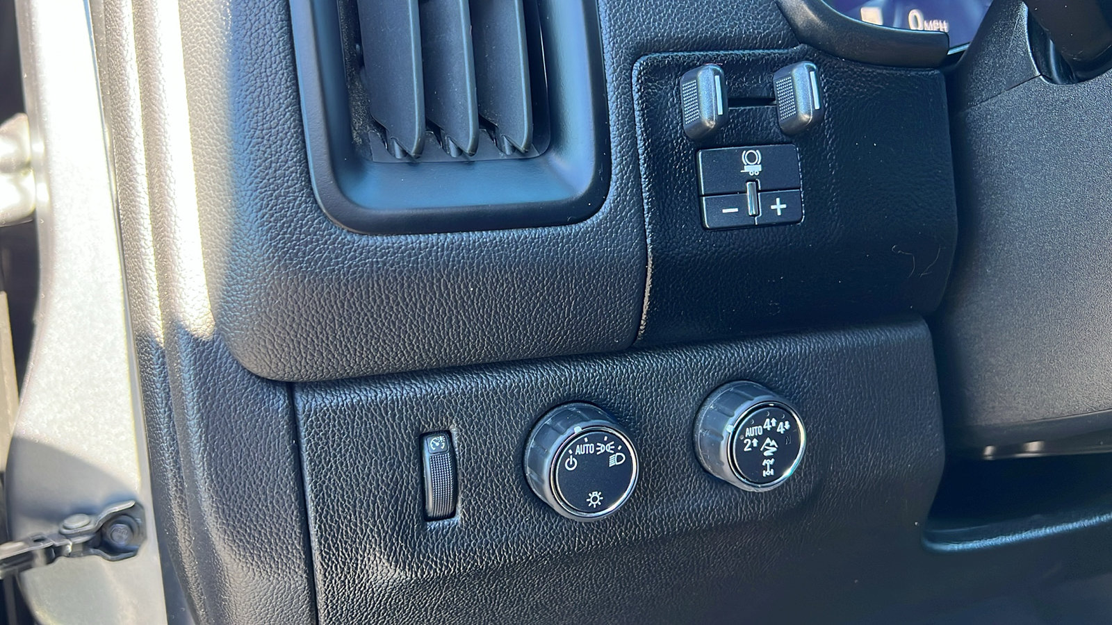 Certified 2019 Chevrolet Colorado ZR2 AWD/4WD image 28