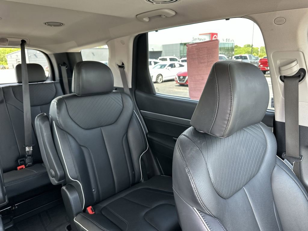 Used 2024 Hyundai Palisade SEL w/ Premium Package AWD/4WD image 14