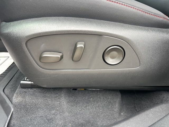 Used 2026 Chevrolet Traverse Z71 w/ Driver Confidence Package image 16