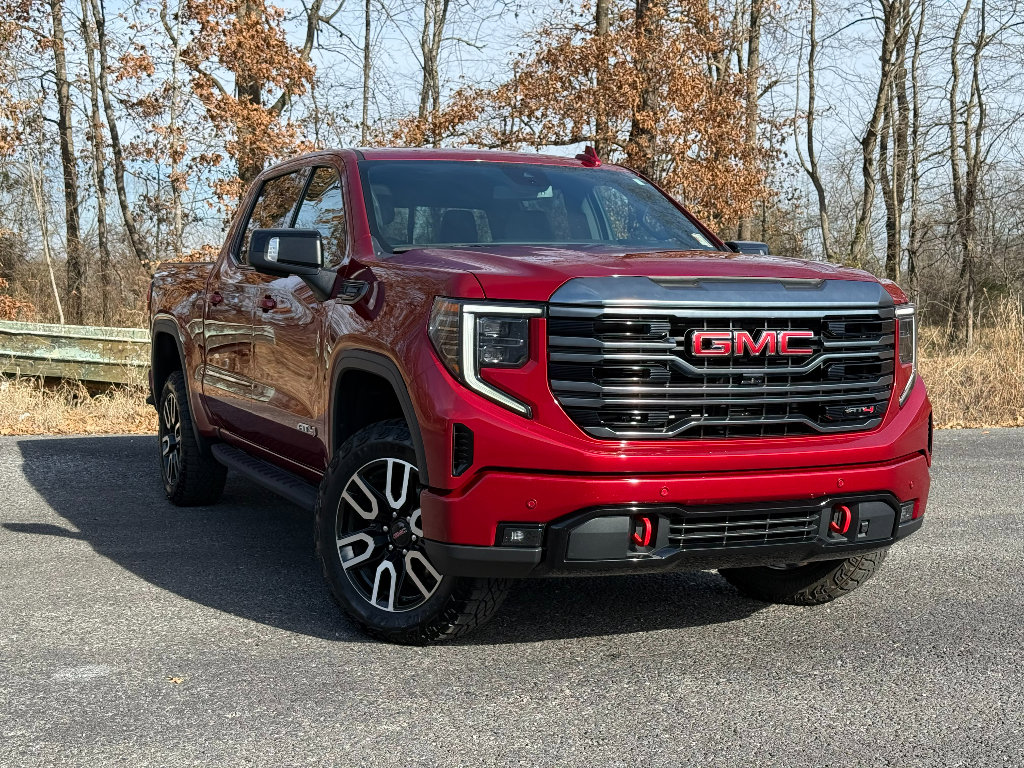 Used 2022 GMC Sierra 1500 AT4 w/ AT4 Premium Package image 14