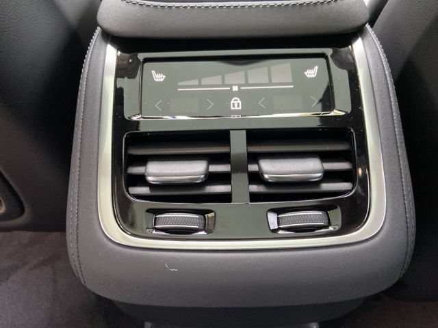 New 2026 Volvo XC90 B6 Plus AWD/4WD image 14
