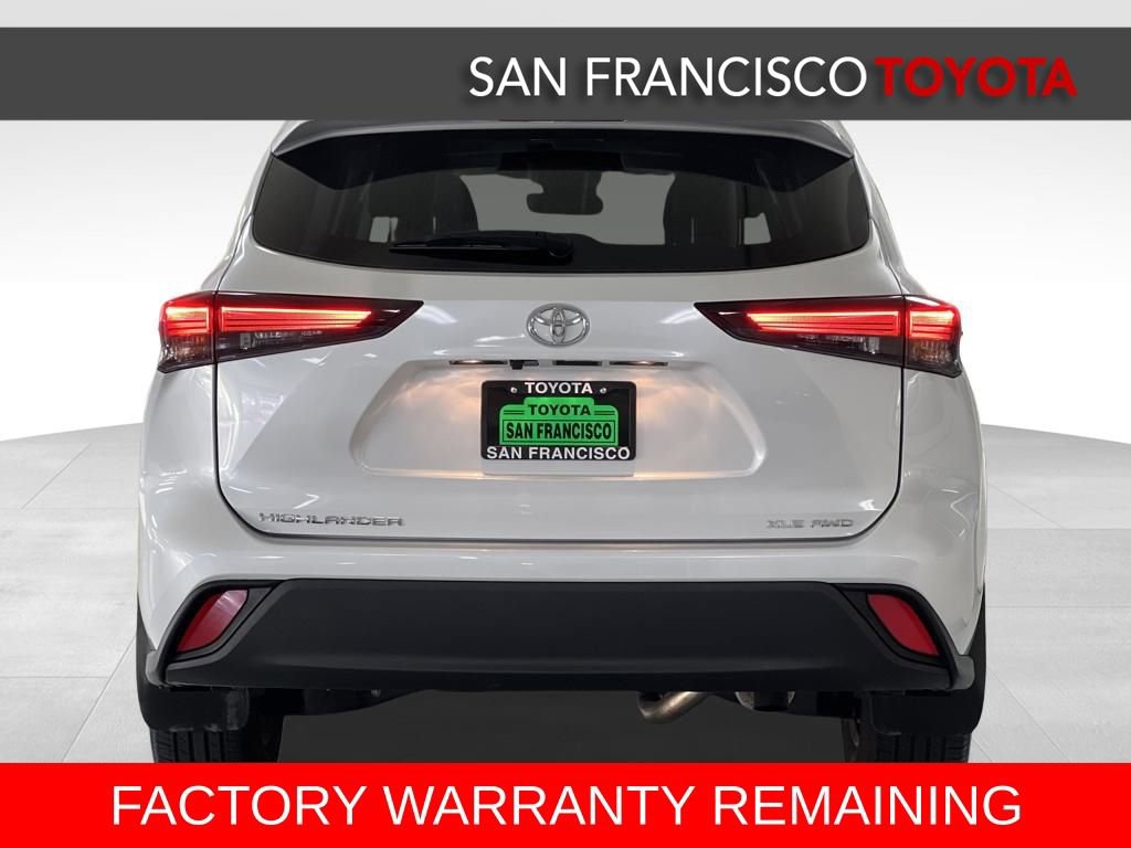 Certified 2025 Toyota Highlander XLE image 4