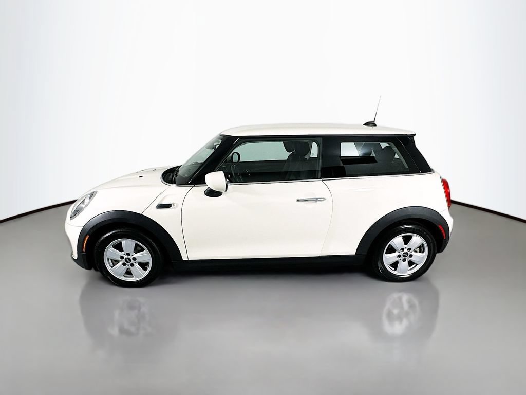 Used 2021 MINI Cooper 2-Door Hardtop FWD image 2