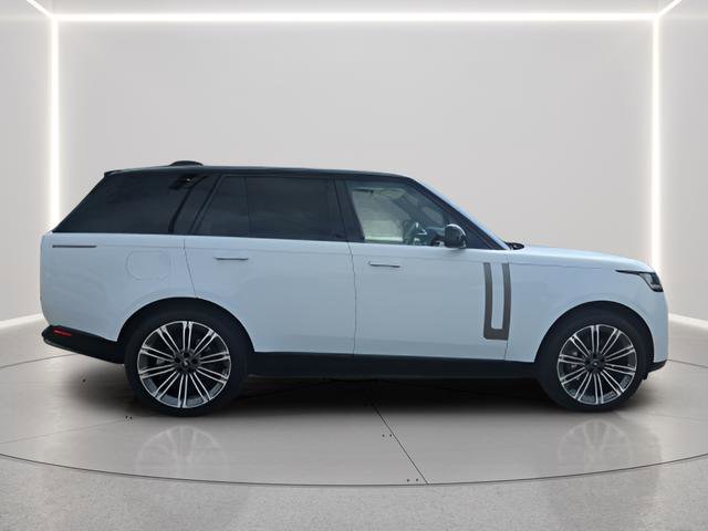 Certified 2023 Land Rover Range Rover SE image 6